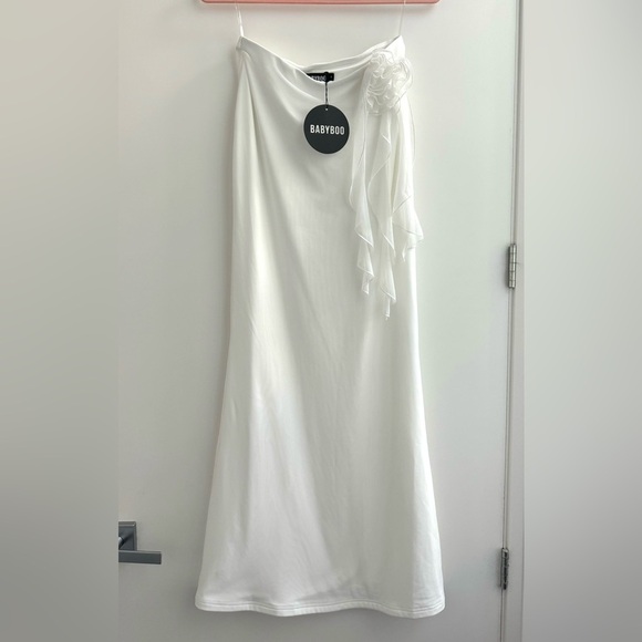 BNWT - Deema Maxi Skirt in Ivory - Picture 2 of 6